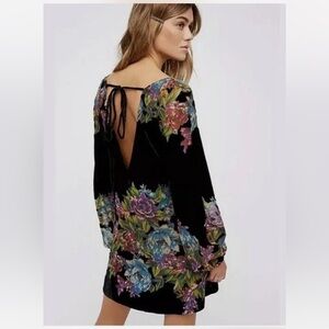 Free People Boho Whimsigoth Black Velvet Floral V-Neck Tunic Dress